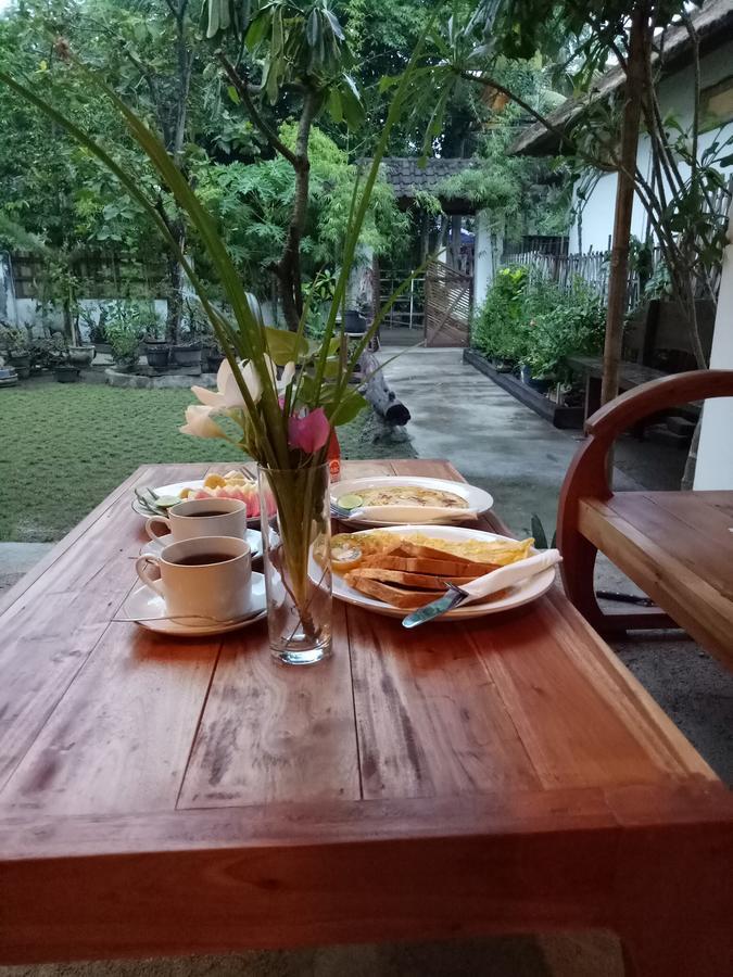 Dili Gili Acomodação com café da manhã Gili Trawangan Exterior foto