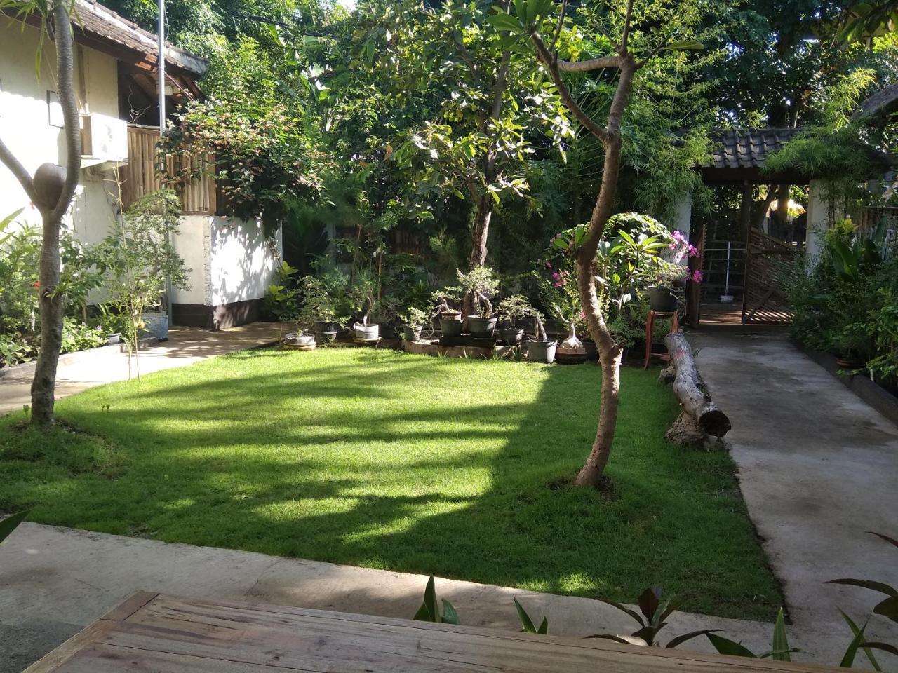 Dili Gili Acomodação com café da manhã Gili Trawangan Exterior foto
